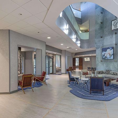 Doubletree By Hilton Boston-Rockland Hotel Exterior photo